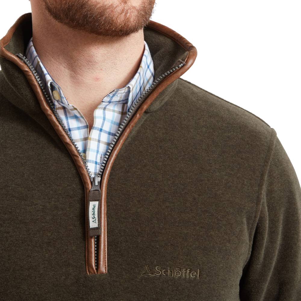 1/4 Zip Detail to Men's Fleece