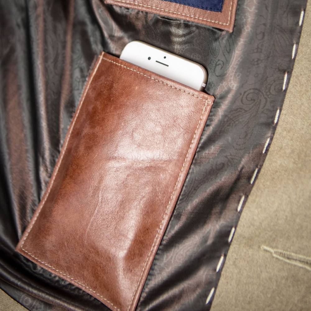 Internal Leather Pockets to Men's Waistcoat