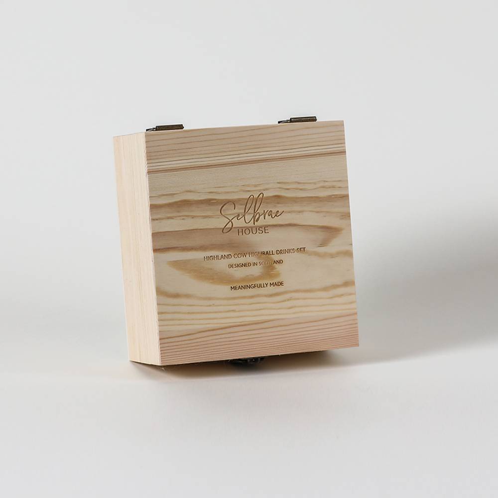 Selbrae House Wooden Gift Box for Drinks Set